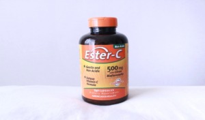 エスターC（ビタミンCサプリメント）を約3年間飲み続けた結果【肌荒れに効果アリ】
